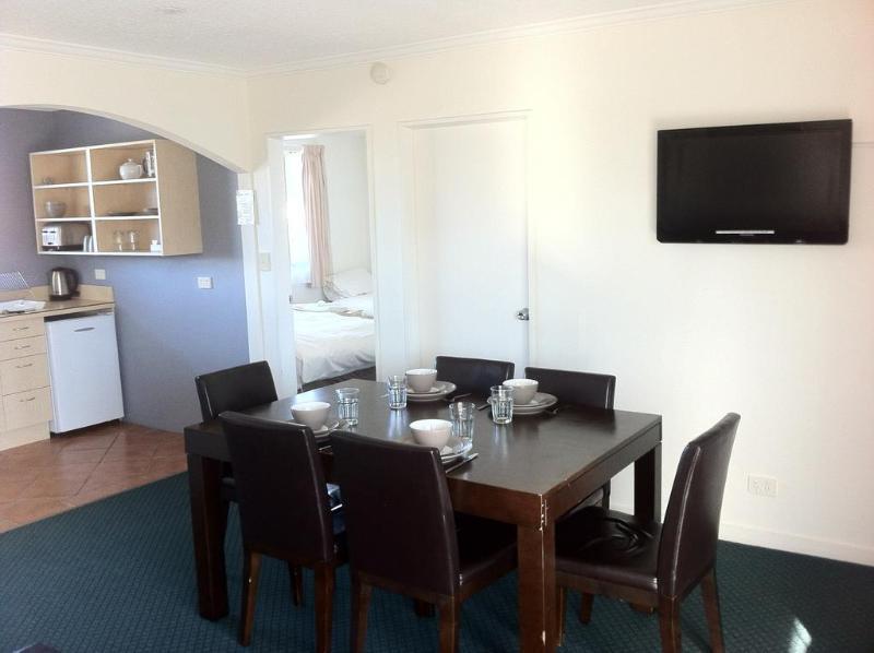 Hawks Inn Motel Upper Hutt Exterior foto
